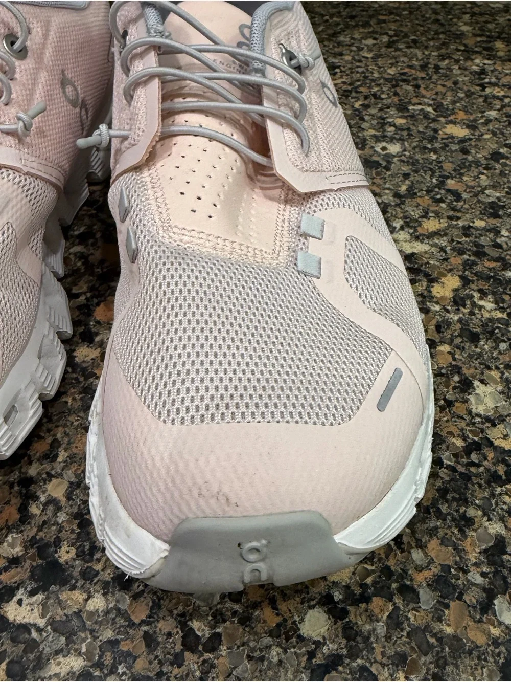 On Running Cloud Women's Running Shoe - Light Pink 9.5 - Picture 4 of 10